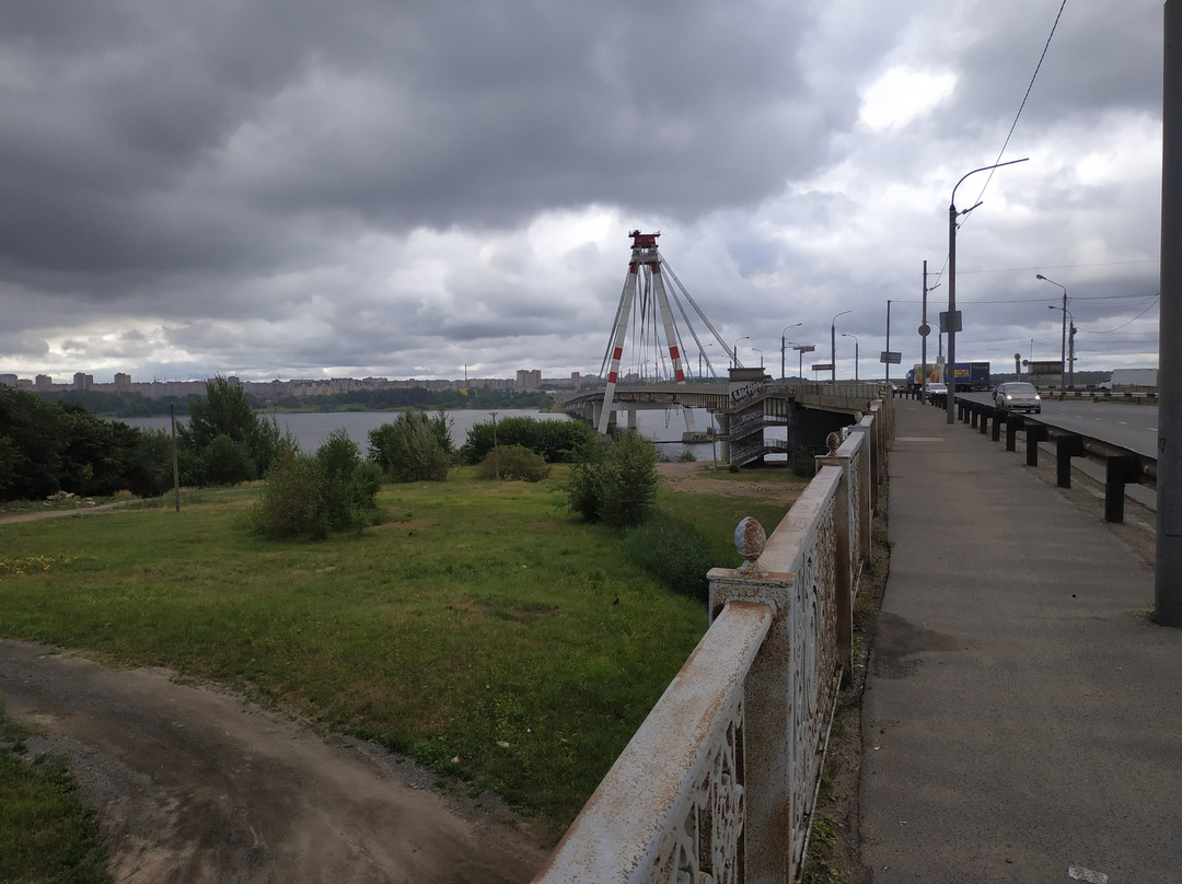 Oktyabrskiy Bridge景点图片