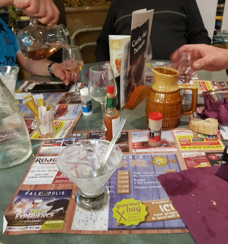 卡拉维勒酒店主图