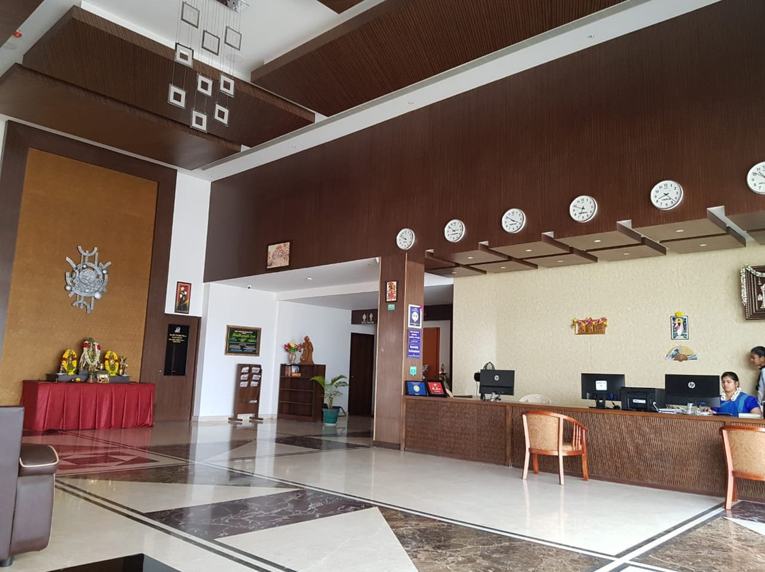 Hotel DSR Madhanam Residency主图