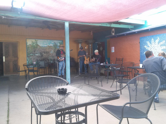 Arivaca餐馆和美食-La Gitana Cantina & Cafe