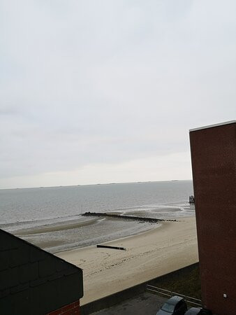 Strand Hotel主图