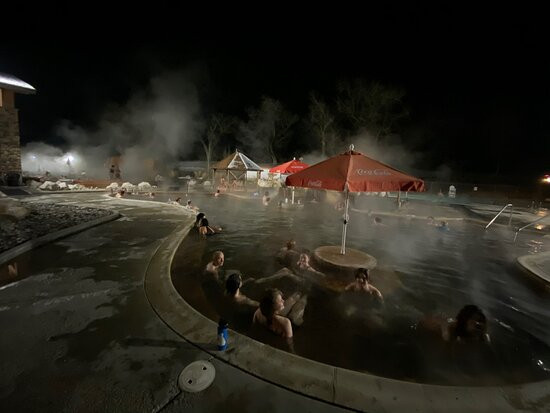 Crystal Hot Springs-Honeyville必去景点