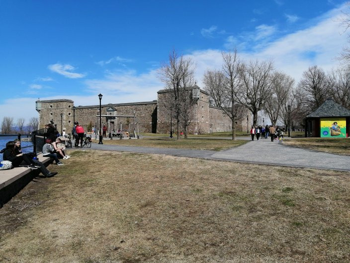Fort Chambly National Historic Site景点图片