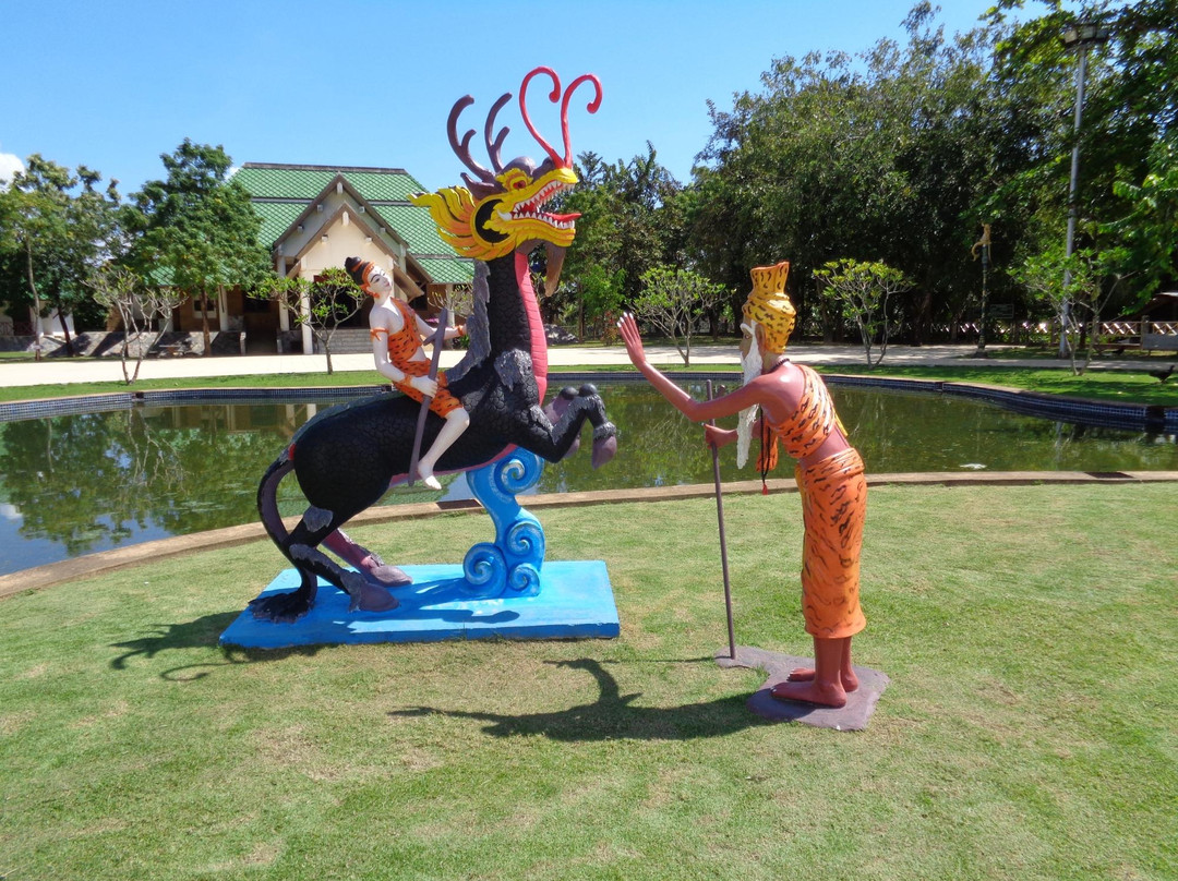 Sunthorn Phu Monument景点图片