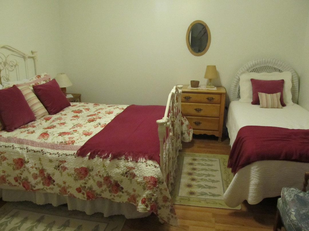 Notre-Dame-des-Monts酒店住宿-Gite Au P'tit Paradis