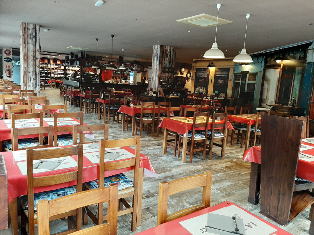 La Taberna del Wine Palace