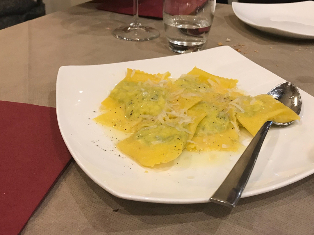 雷杰洛餐馆和美食-Borroncino