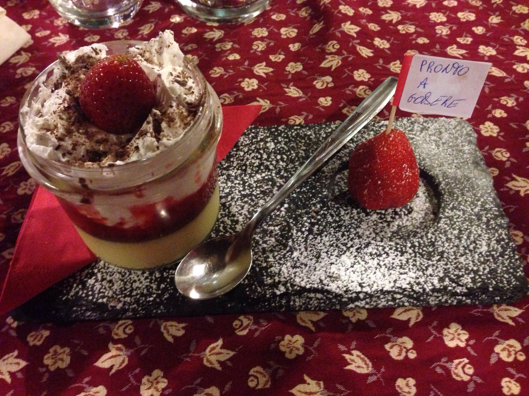 Villa d'Ogna餐馆和美食-La Pizza Pazza