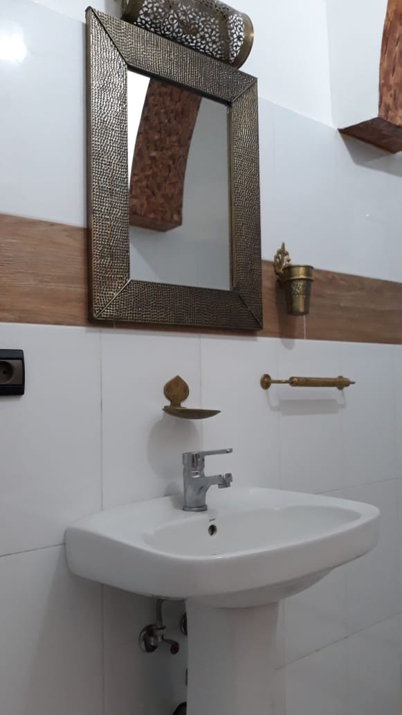 Mount Toubkal Lodge-浴室