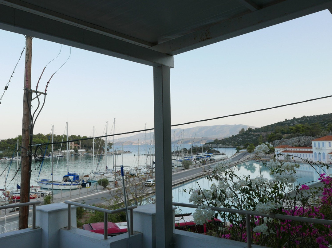 Agios Georgios酒店住宿-Ai Pigai Hotel