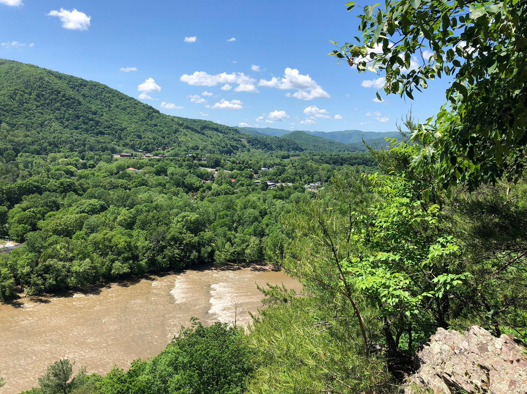 Lovers Leap Loop Trail景点图片