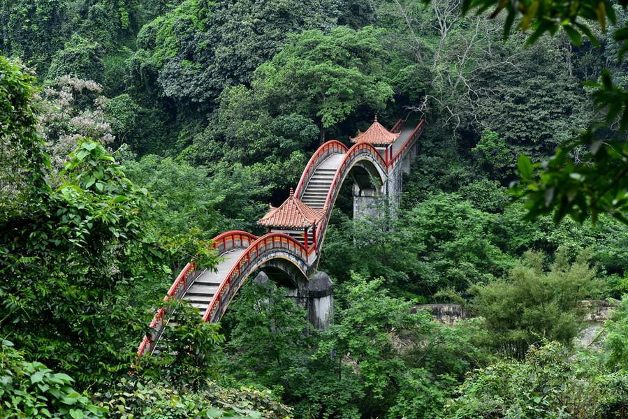 龙虎山保护区景点图片