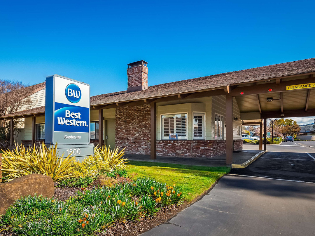 贝斯特韦斯特普勒斯花园旅馆主图