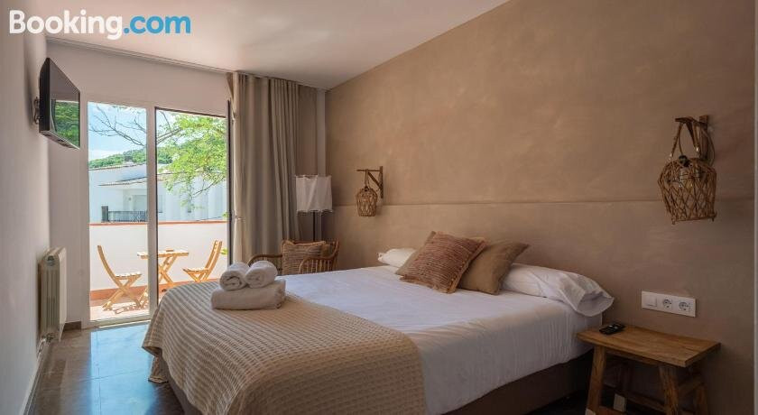 Hostal Es Niu De Tamariu