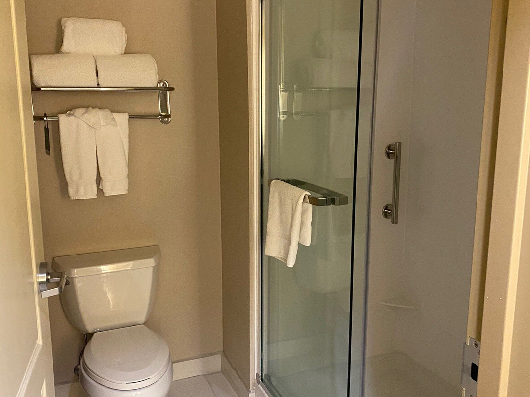 阿尔布开克机场希尔顿惠庭套房酒店主图