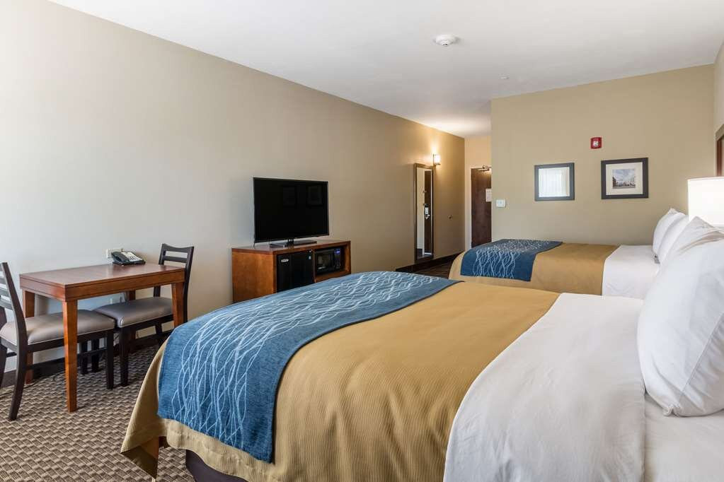 Comfort Inn Edwardsville - St. Louis主图