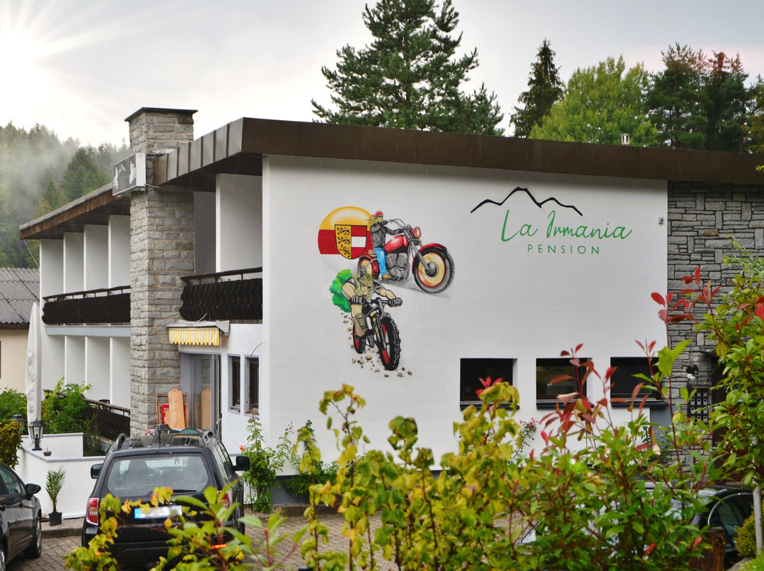 利登尼琛酒店住宿-La Irmania Pension