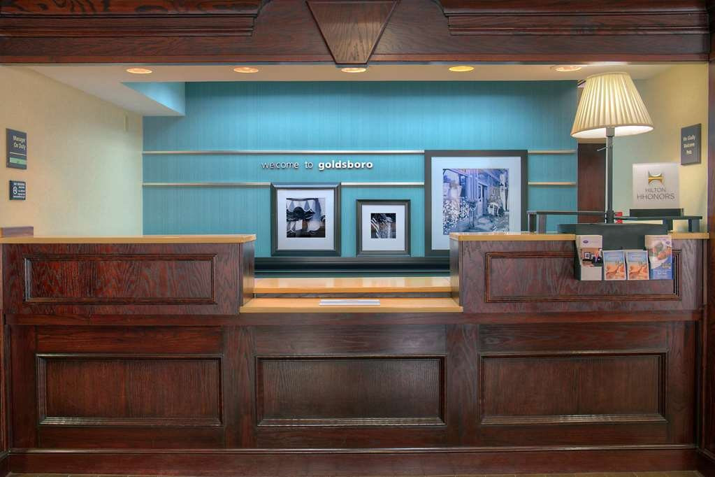 Hampton Inn Goldsboro主图