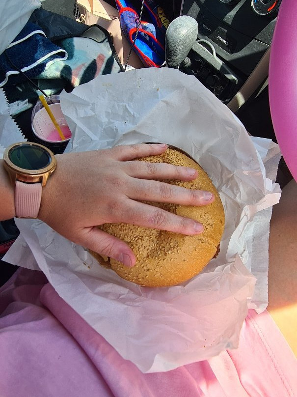 Tom & Pam's Takeaway