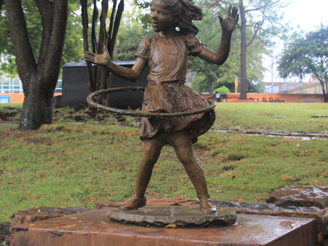 Vogel Schwartz Sculpture Garden-小石城必去景点