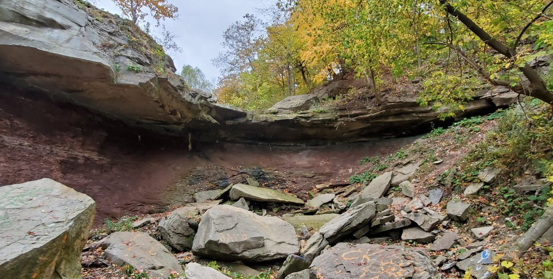 Devil's Punchbowl Conservation Area-Stoney Creek必去景点