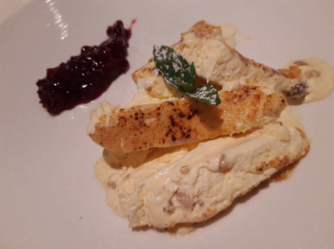 蒂罗尔酒店 主图