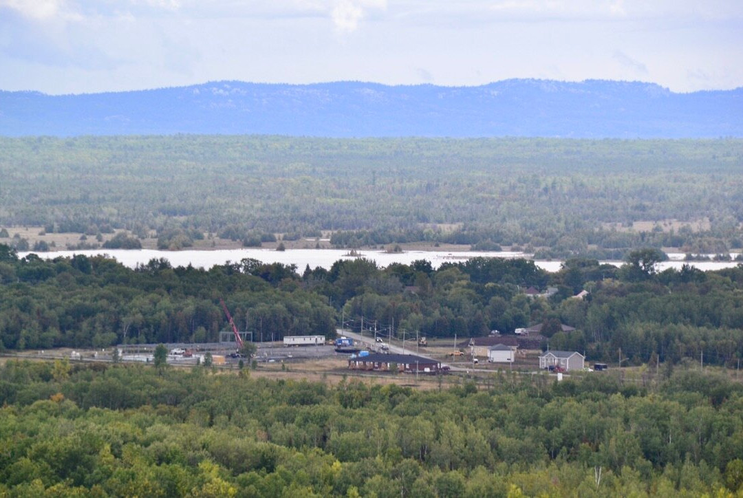 McLean's Mountain Lookout-Little Current必去景点