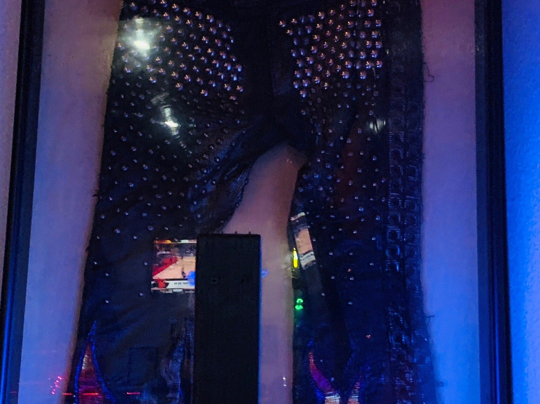 Vince Neil's Tatuado Wild Side Tavern-帕朗必去景点