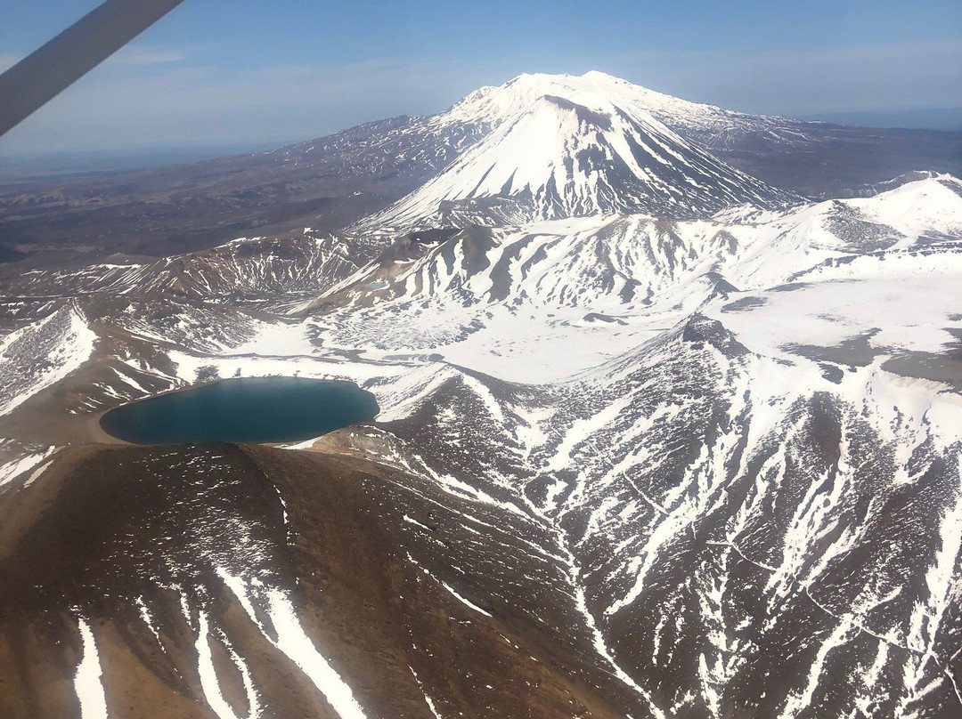 Mountain Air Scenic Flights Day Tour景点图片