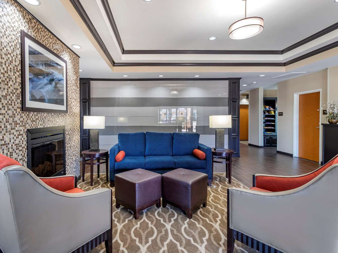 Comfort Inn & Suites Glenpool主图