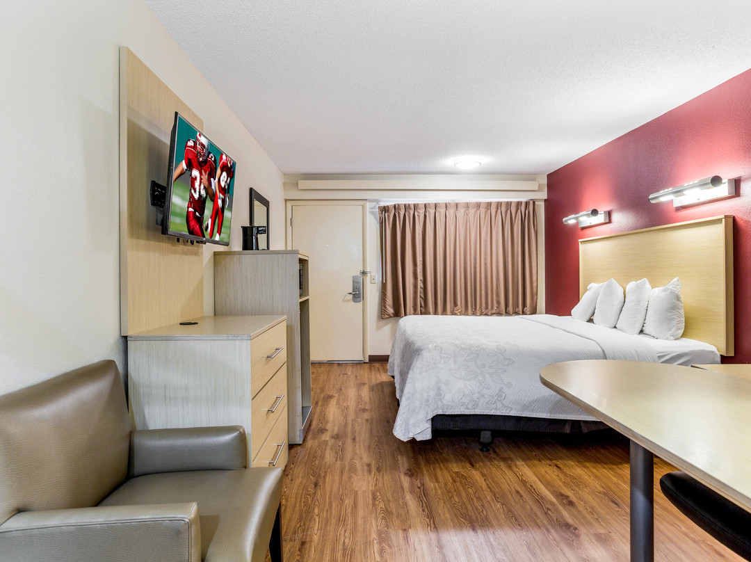 Red Roof Plus+ Nashville North - Goodlettsville主图