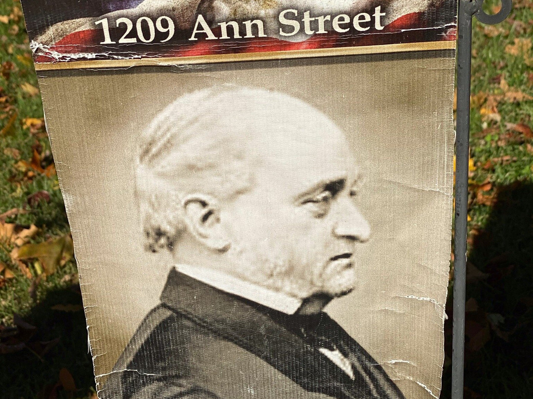 Julia-Ann Historic District Walking Tour-帕克斯堡必去景点