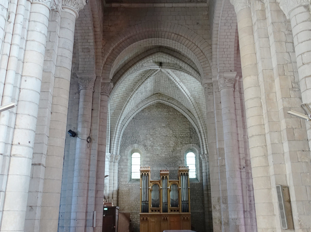 Abbaye aux Dames景点图片