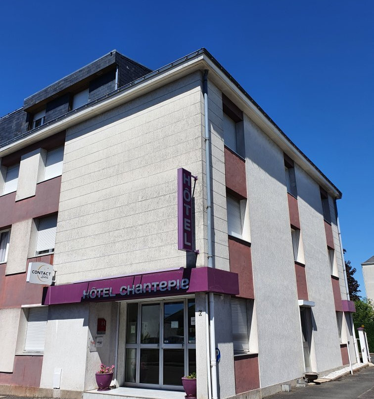 查特佩酒店主图