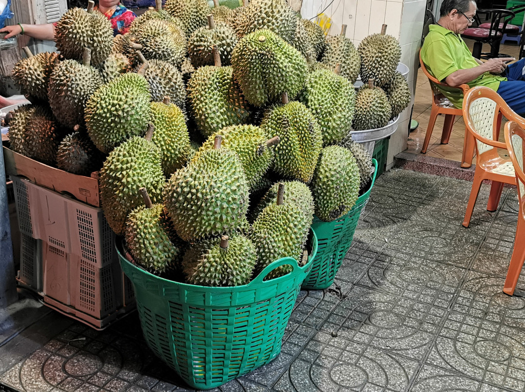 Tay Do Night Market-芹苴必去景点