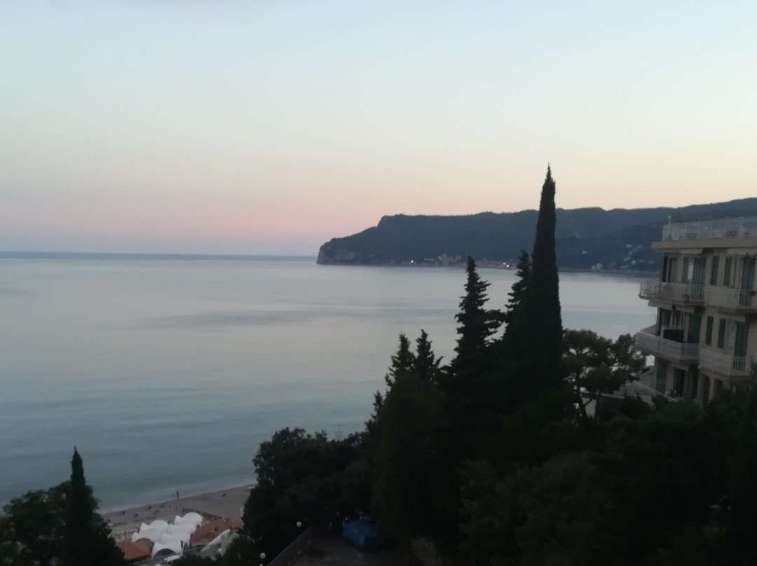 贝斯特韦斯特阿瓜诺维拉酒店主图