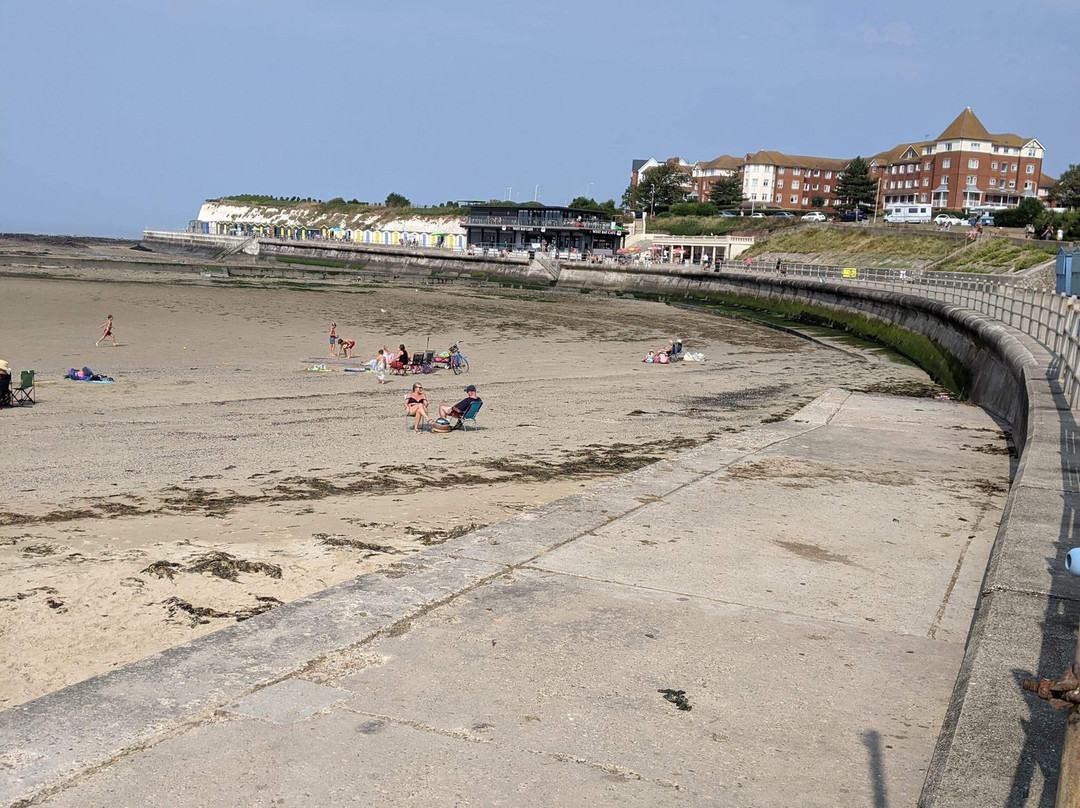 West Bay Beach Westgate-on-Sea景点图片