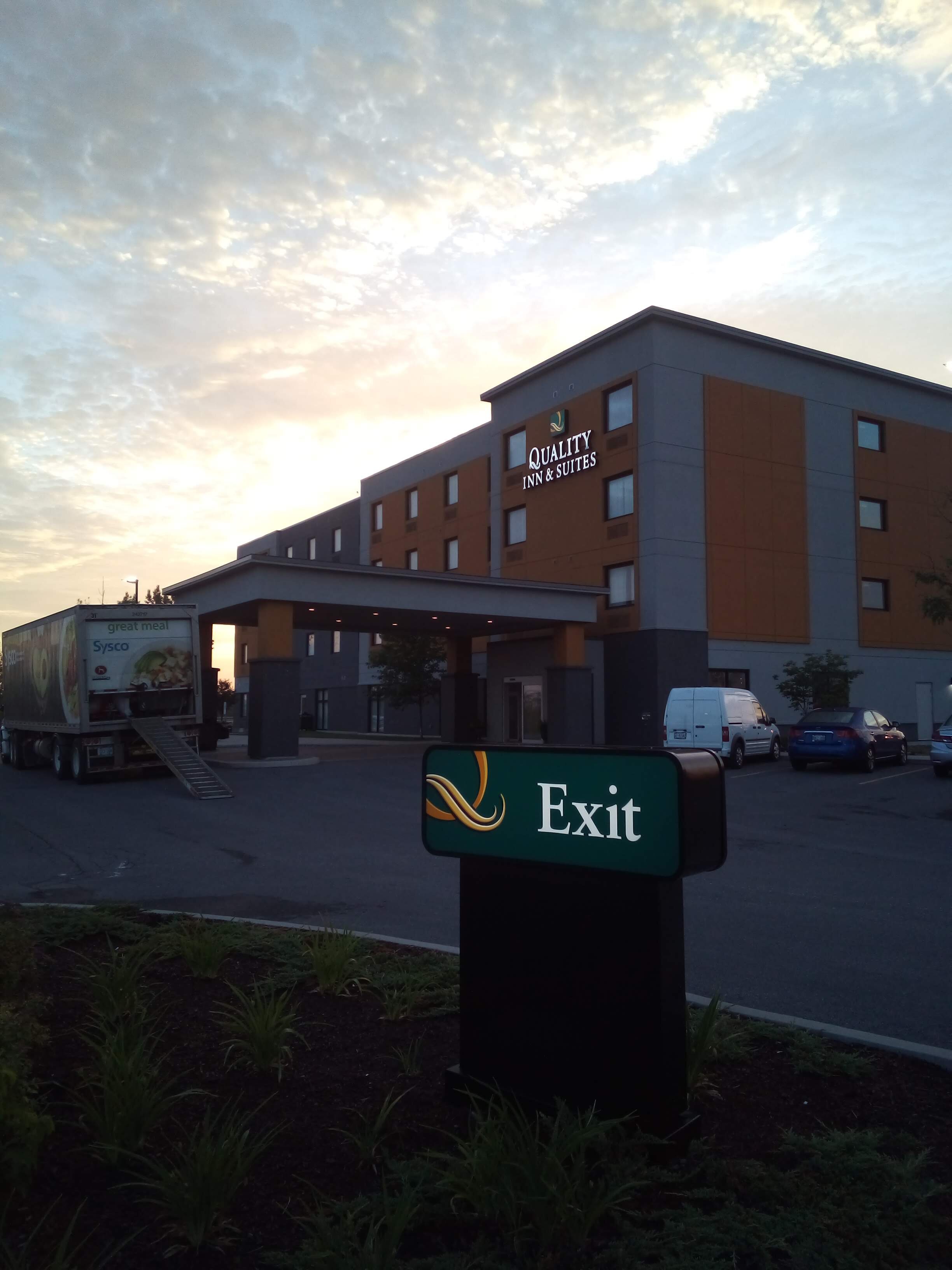 Quality Inn & Suites-portrait