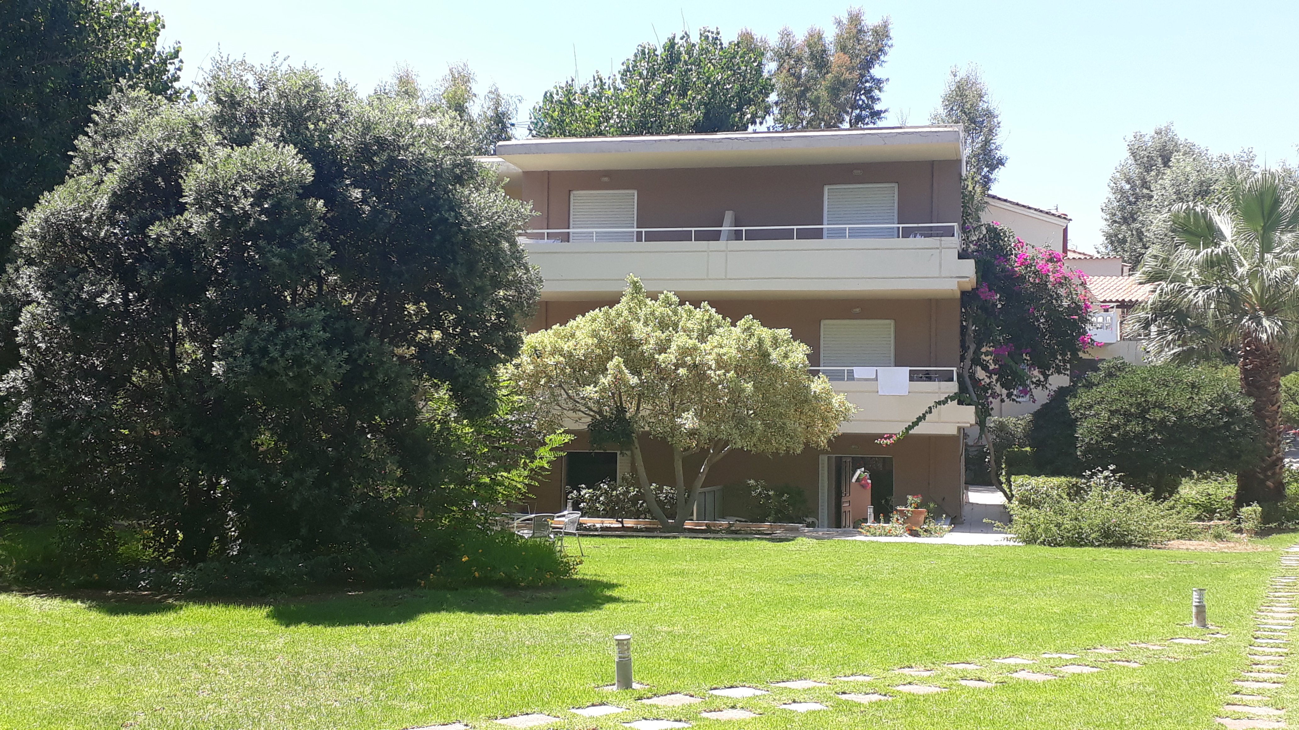Marita's Apartments-官方