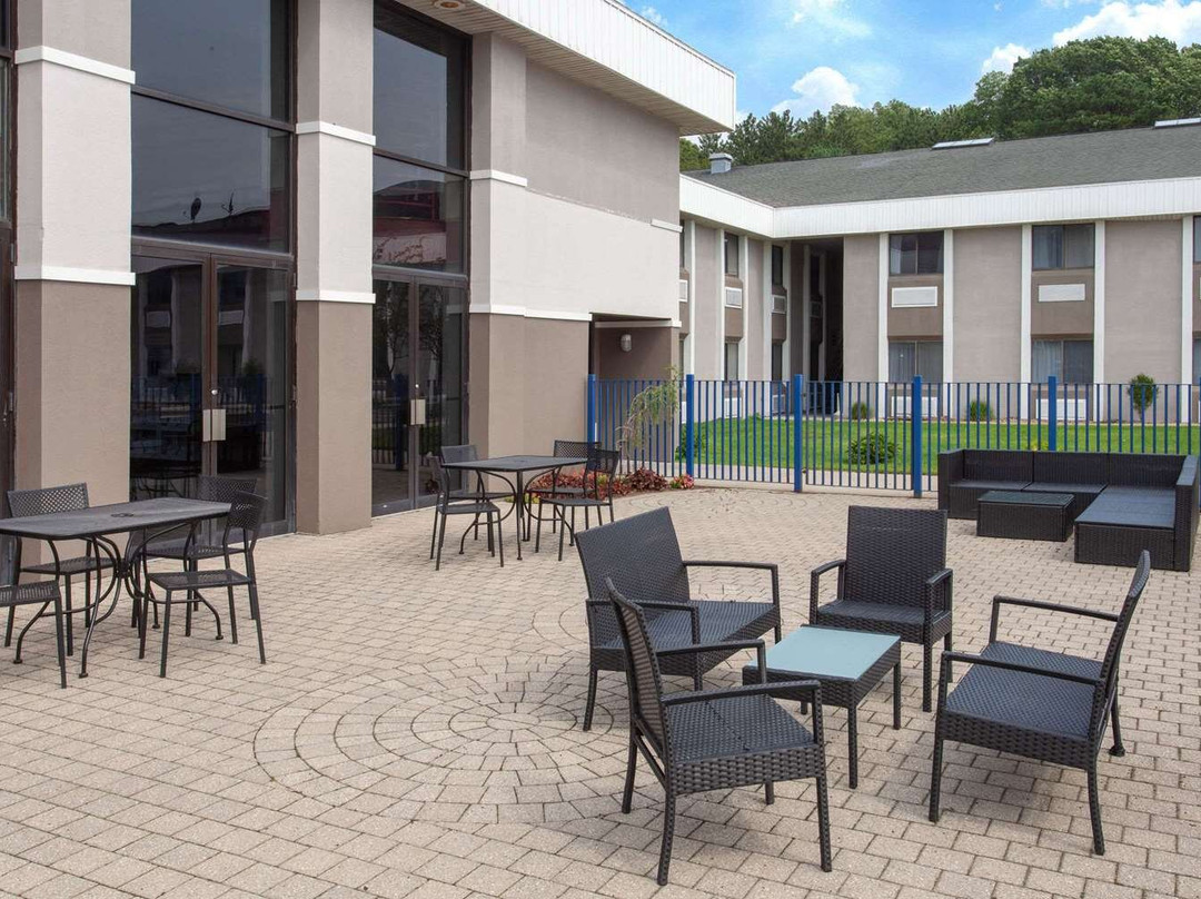 Baymont by Wyndham Grand Haven主图