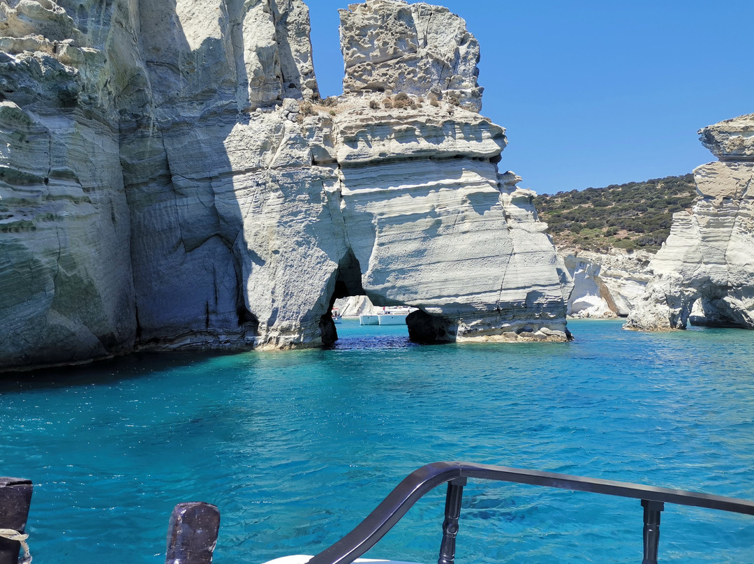 Delfinia boat tours - half day景点图片