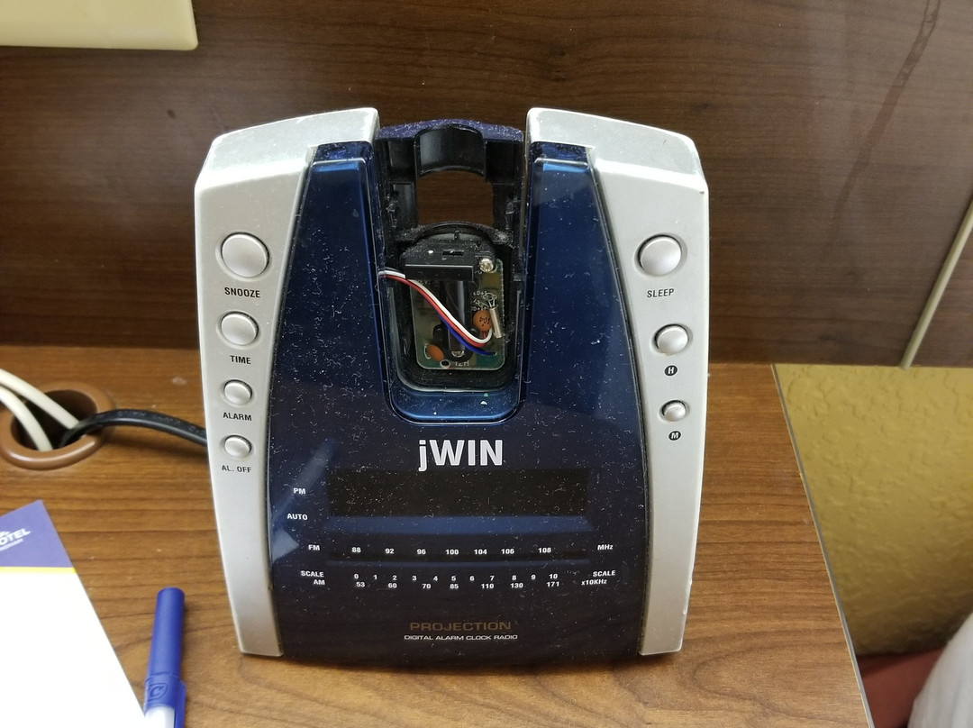 大学医学园区温德姆麦克罗特套房酒店主图