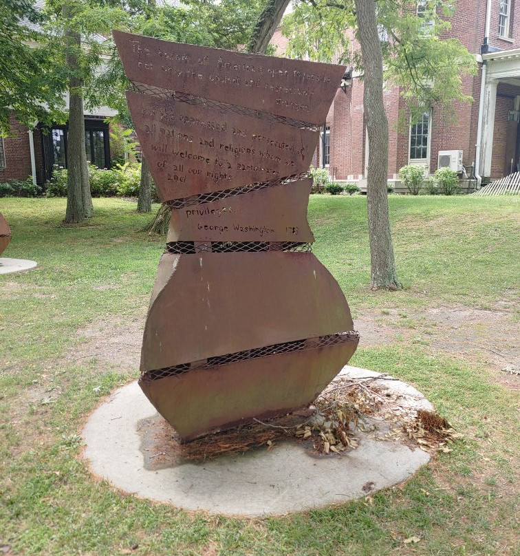 Brookwood Hall-East Islip必去景点