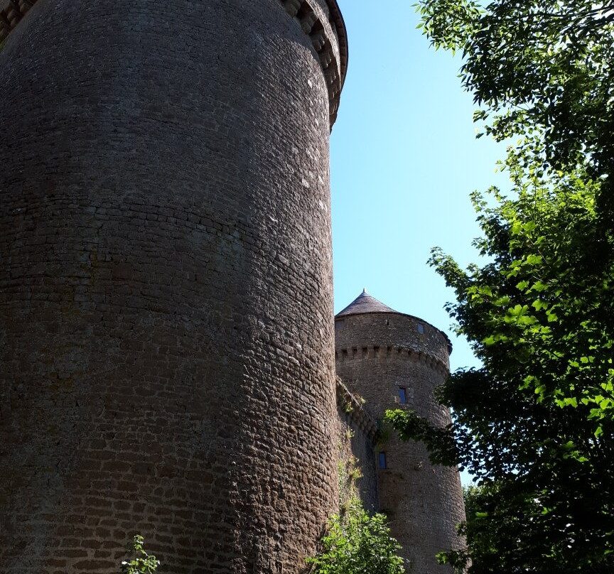 Chateau de Lassay-Lassay-les-Chateaux必去景点