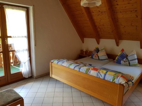 Gasthaus Zur Linde- Napf-官方