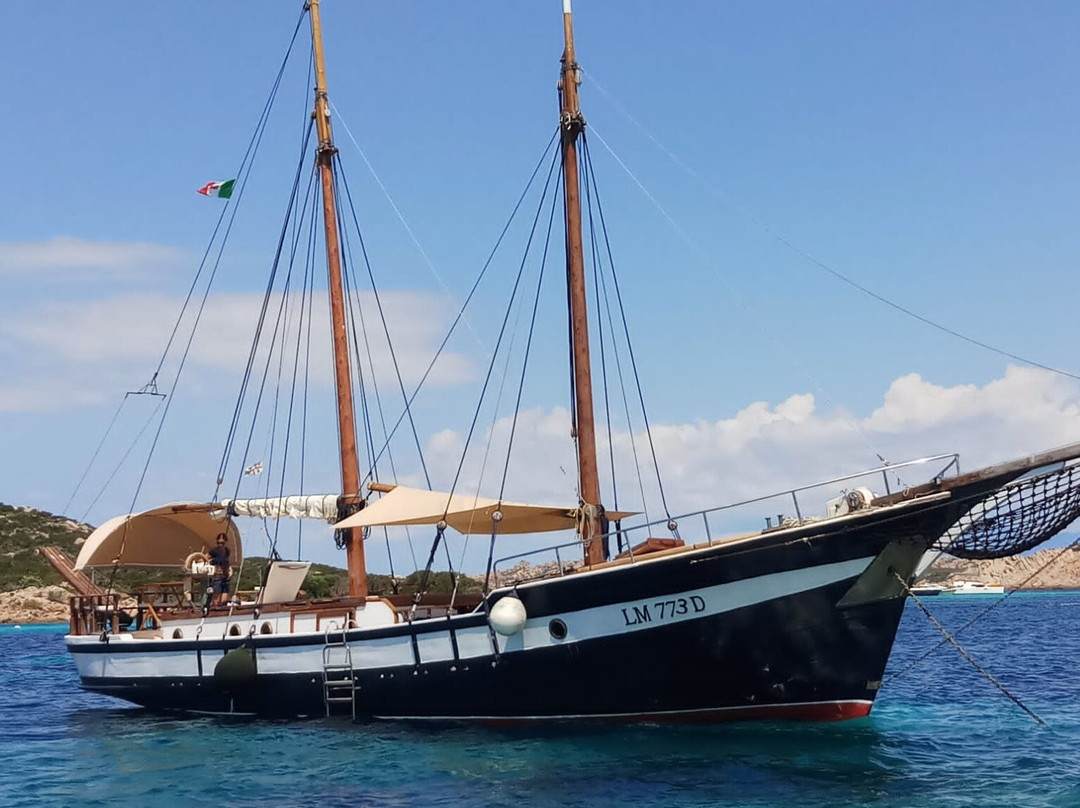 VELIERO D'EPOCA AURORA-拉马达莱娜必去景点