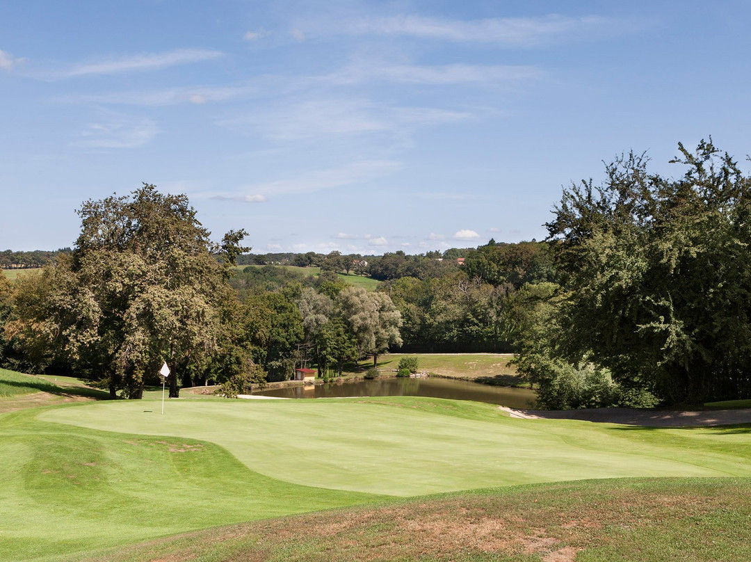 La Sorelle - Golf Hôtel Restaurant-Villette-sur-Ain必去景点