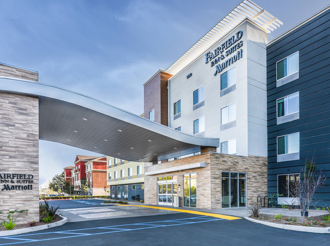 Fairfield Inn & Suites Ontario Rancho Cucamonga主图