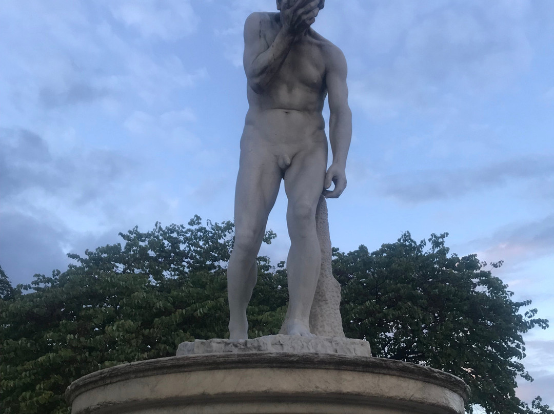 Esplanade des Invalides-巴黎必去景点