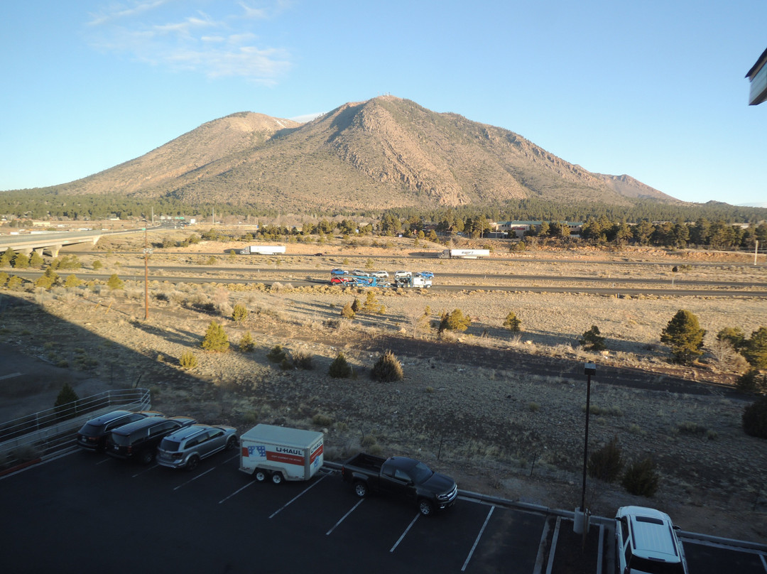 Hampton Inn & Suites Flagstaff East主图